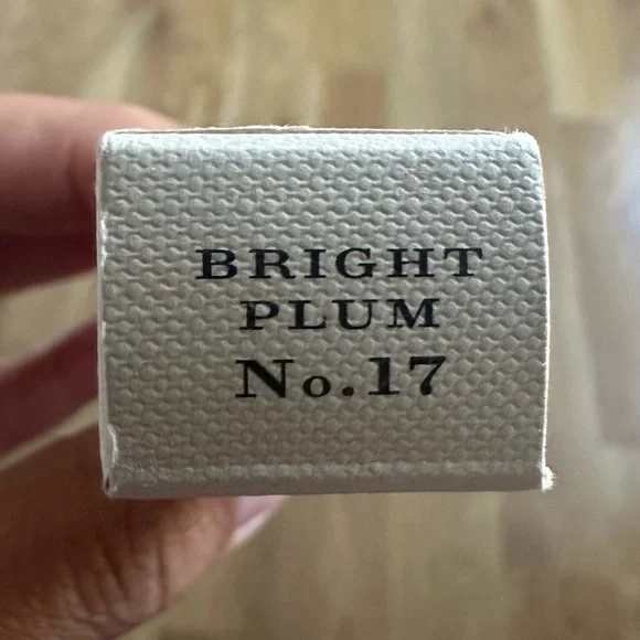 New Burberry lip gloss - Picture 4 of 6